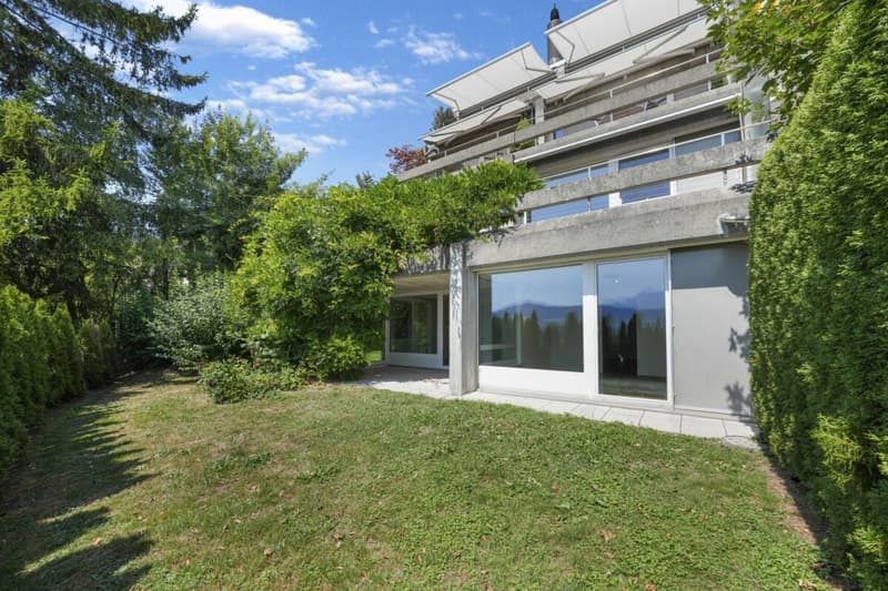 Wohnen wie im Einfamilienhaus! Riesige, gepflegte Maisonette-Wohnung mit Alpsteinpanorama und Schwimmbad (1)