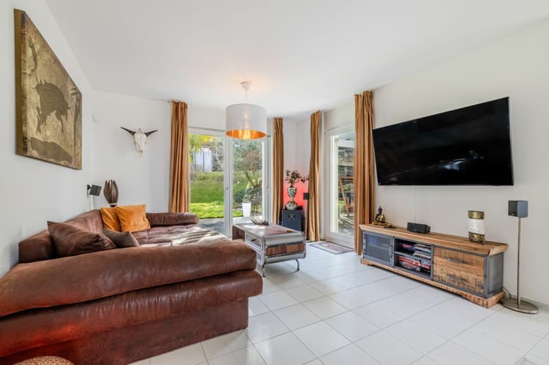 Repräsentative und einmalige Villa an Top-Wohnlage mit attraktiver Seesicht und Einliegerwohnung (9)