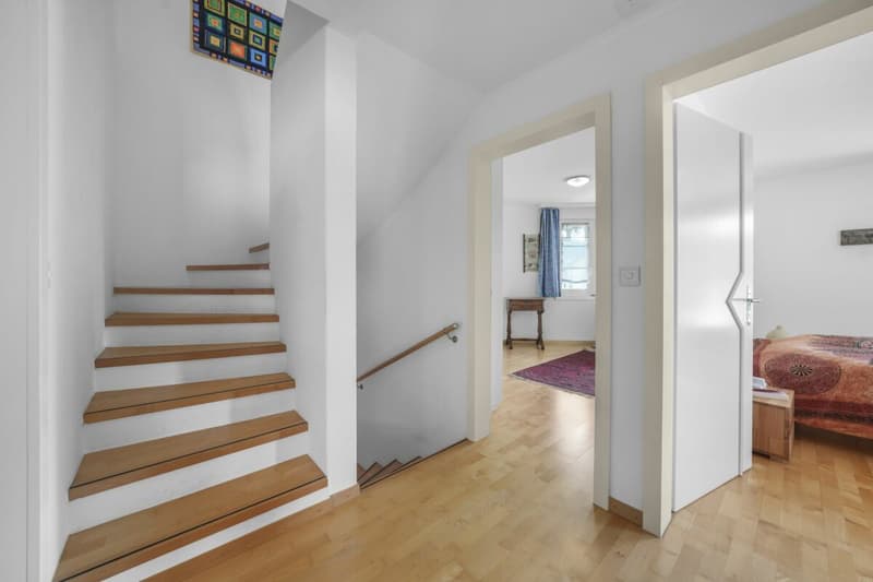 Familienfreundliches, zentral- und ruhig gelegenes Reiheneckhaus mit viel Platz und Baulandreserve (34)