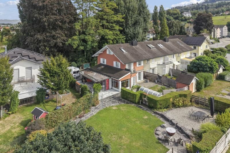 Familienfreundliches, zentral- und ruhig gelegenes Reiheneckhaus mit viel Platz und Baulandreserve (61)
