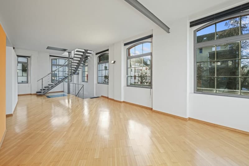 Einzigartiges, historisches Loft-Haus mit Seesicht und viel Raum zum Wohnen und Arbeiten (29)