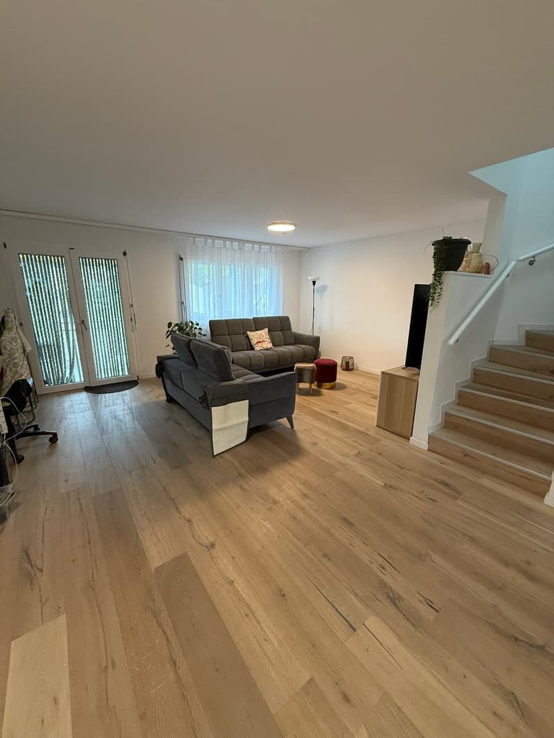 4.5-Zimmer Maisonettewohnung mit Terrasse & Balkon (4)