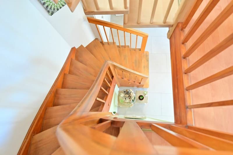 7.5-Zimmer Eck-Einfamilienhaus (22)