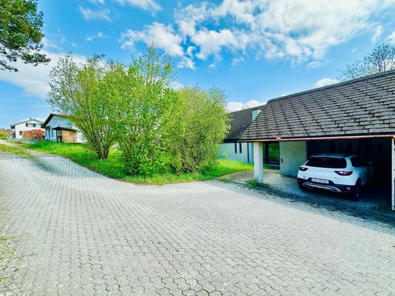 5.5-Zimmer Einfamilienhaus im Grünen - Ruhe und Lebensqualität pur (2)