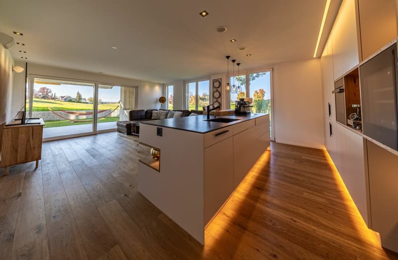 3.5-Zimmer-Gartenwohnung an ruhiger Naturlage (4)