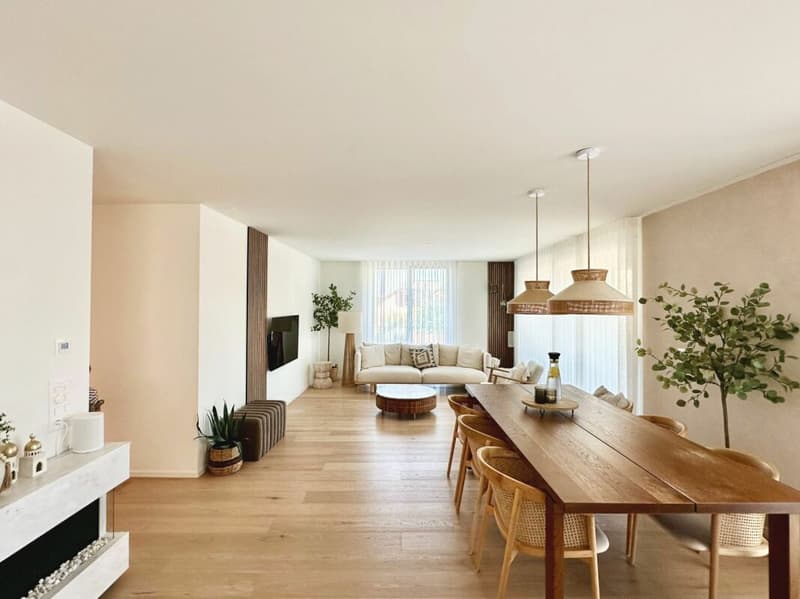 Exklusive 4.5-Zimmer-Eigentumswohnung - Licht, Stil und Wohnkomfort auf höchstem Niveau (3)