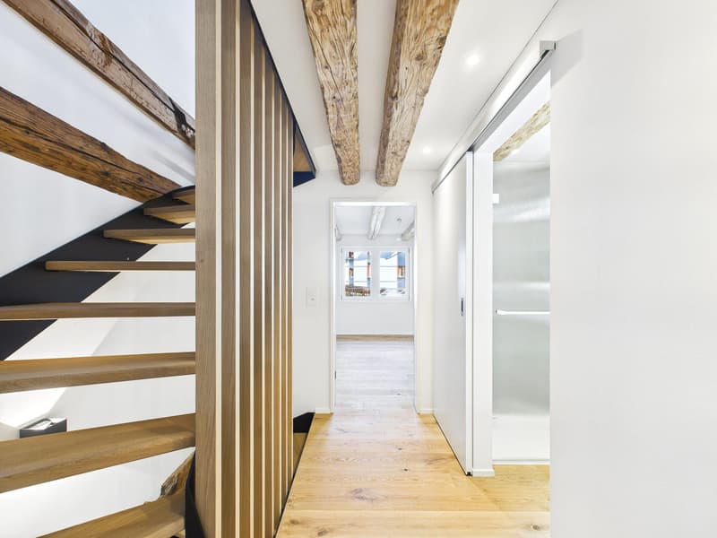 Charme et Modernité - Flarzhaus Totally Renovated with Charming Seating Area in the Heart of Dürnten (5)
