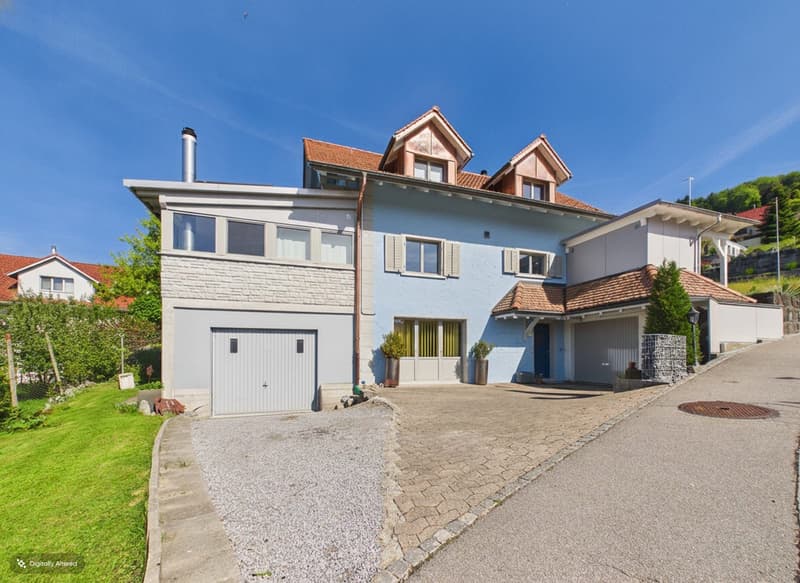 Stilvolles Einfamilienhaus mit Wintergarten und schöner Weitsicht in Gebertingen (1)
