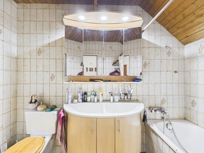 4.5-Zimmer-Haushälfte mit wunderschöner Berg- und Weitsicht im begehrten Uetliburg SG (9)