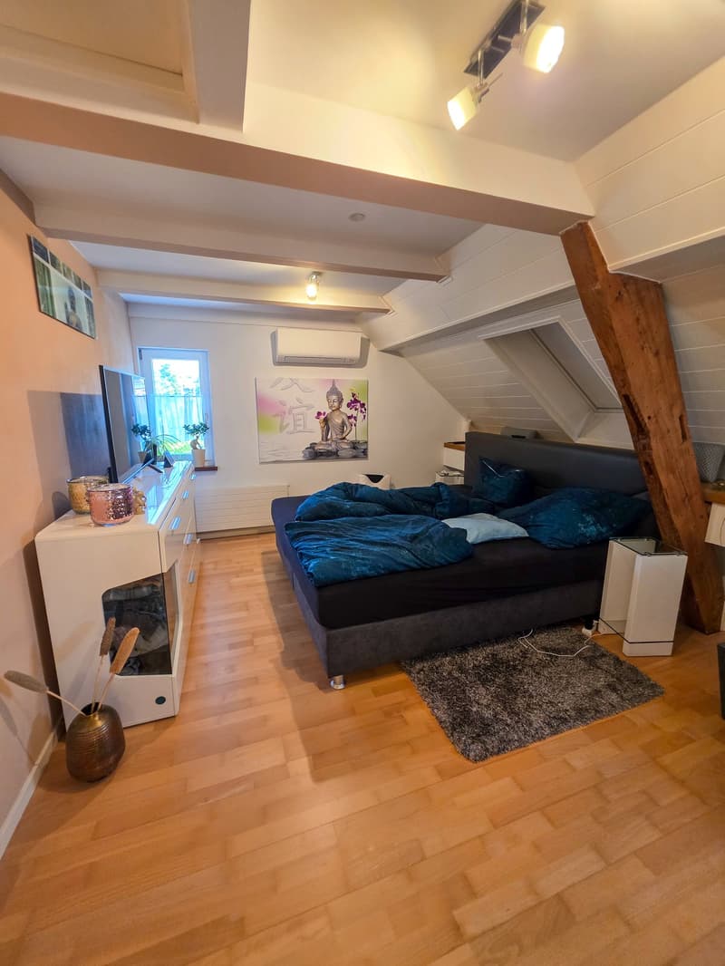 Wohnen mit Charakter – 6.5-Zimmer-Maisonette mit grosser Terrasse (14)
