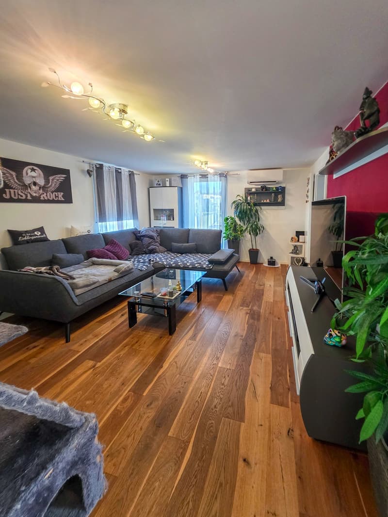 Wohnen mit Charakter – 6.5-Zimmer-Maisonette mit grosser Terrasse (7)