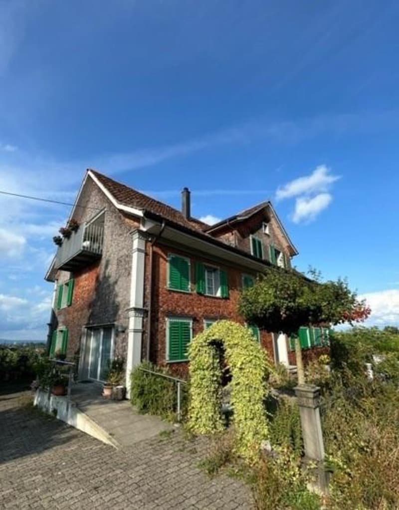 3.5 Zimmer Wohnung ,Rustikal trifft modern-Willkommen im Winzelnberg ! (1)