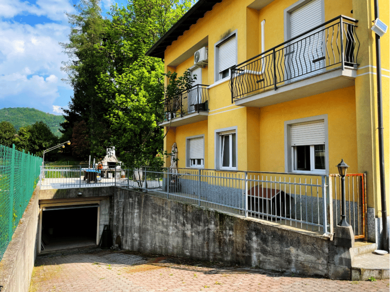 Casa con 2 appartamenti a 108 m2, (6)
