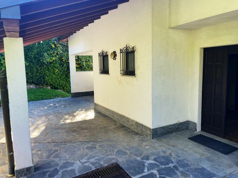 Villa, 6 Zi / 240 m2 mit wunderbarer Seesicht Kopie (6)