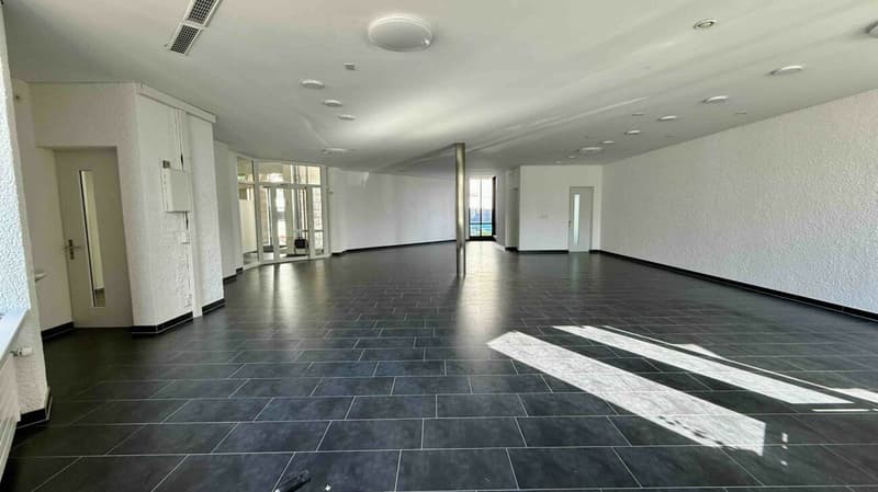Moderne Gewerbefläche an bester Lage in Flawil - vielseitig nutzbar (4)