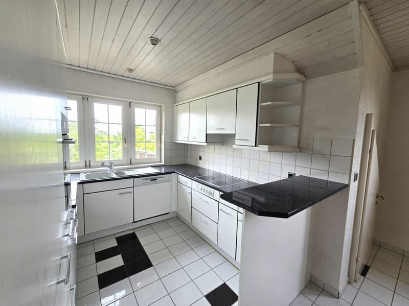 Charmante 4.5-Zimmer-Wohnung am Rosenberg in St. Gallen (4)