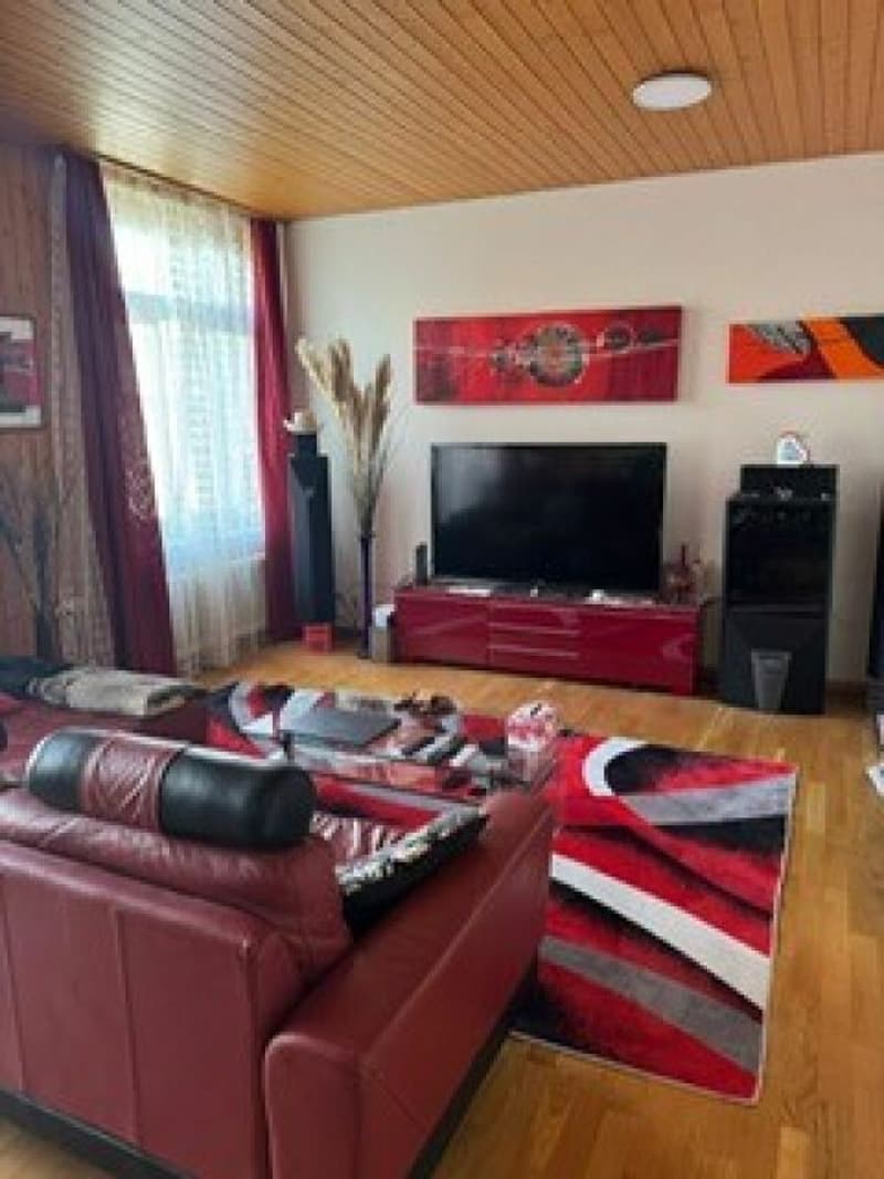 3.5-Zi. Altbauwohnung 2. OG (1)
