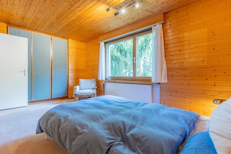 Charmante 2.5-Zimmer-Dachgeschosswohnung im Bündaquartier (4)