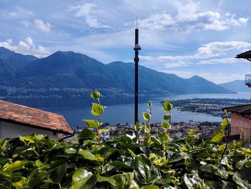 BRIONE SOPRA MINUSIO - Tipica Casa Ticinese con stupenda vista lago (5)