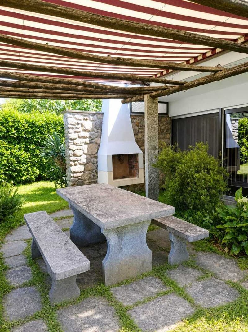 BELLINZONA/GALBISIO - Villa unifamiliare con grande giardino (8)
