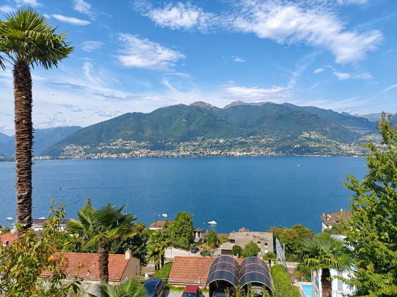 COROGNOLA - Vista lago, terrazza verde e residenza secondaria (7)