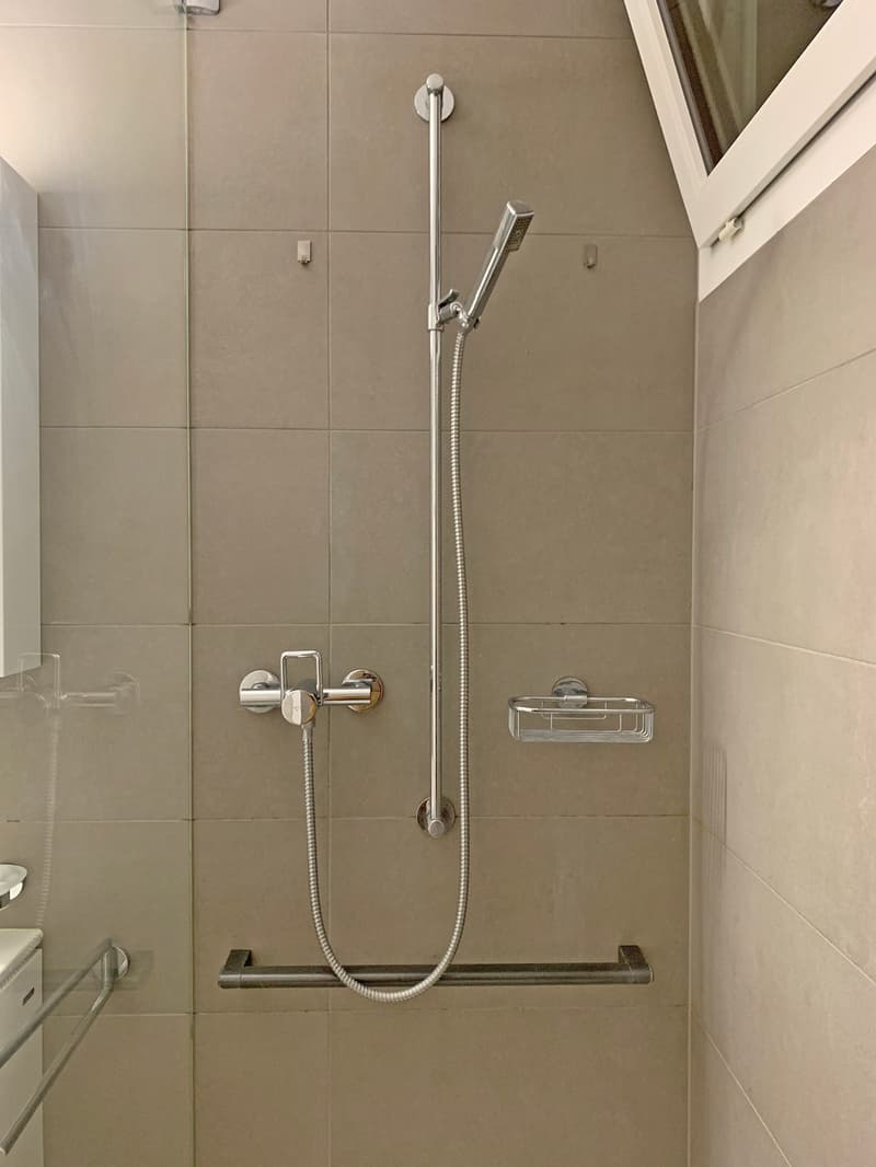 BELLINZONA, Affittasi 2½ locali moderno e centrale (6)