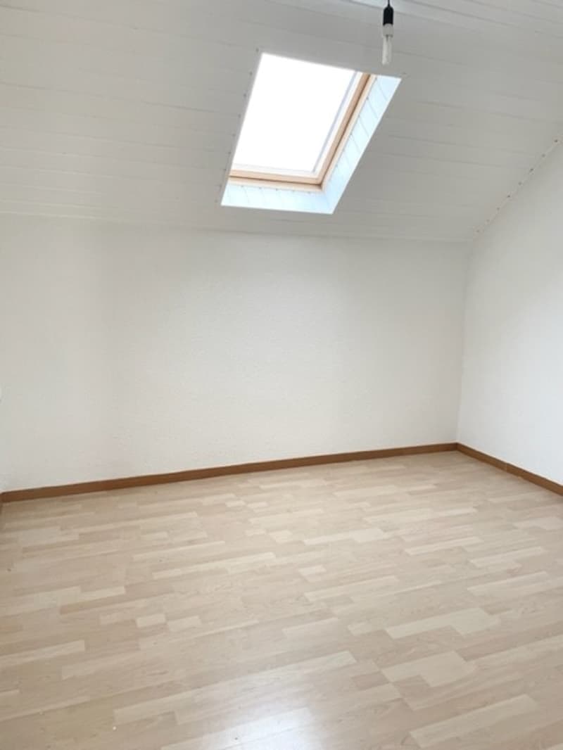 Sympathique appartement de 3 pièces au 3ème étage (5)