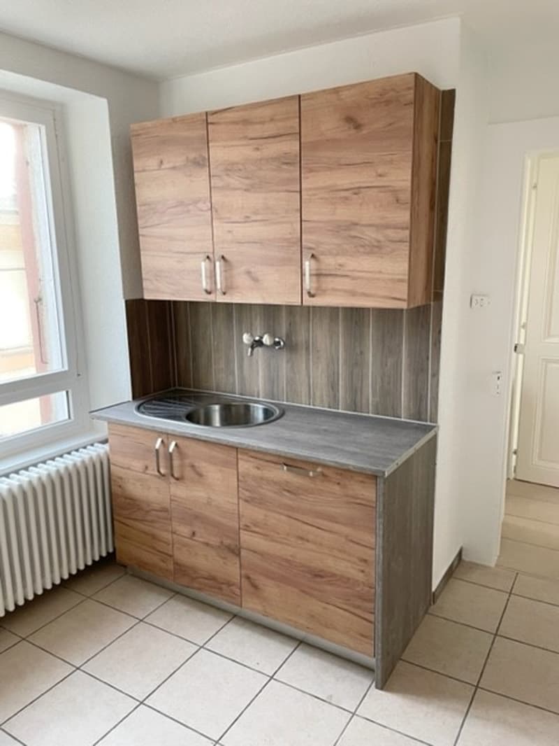 Sympathique appartement de 3 pièces au 3ème étage (3)