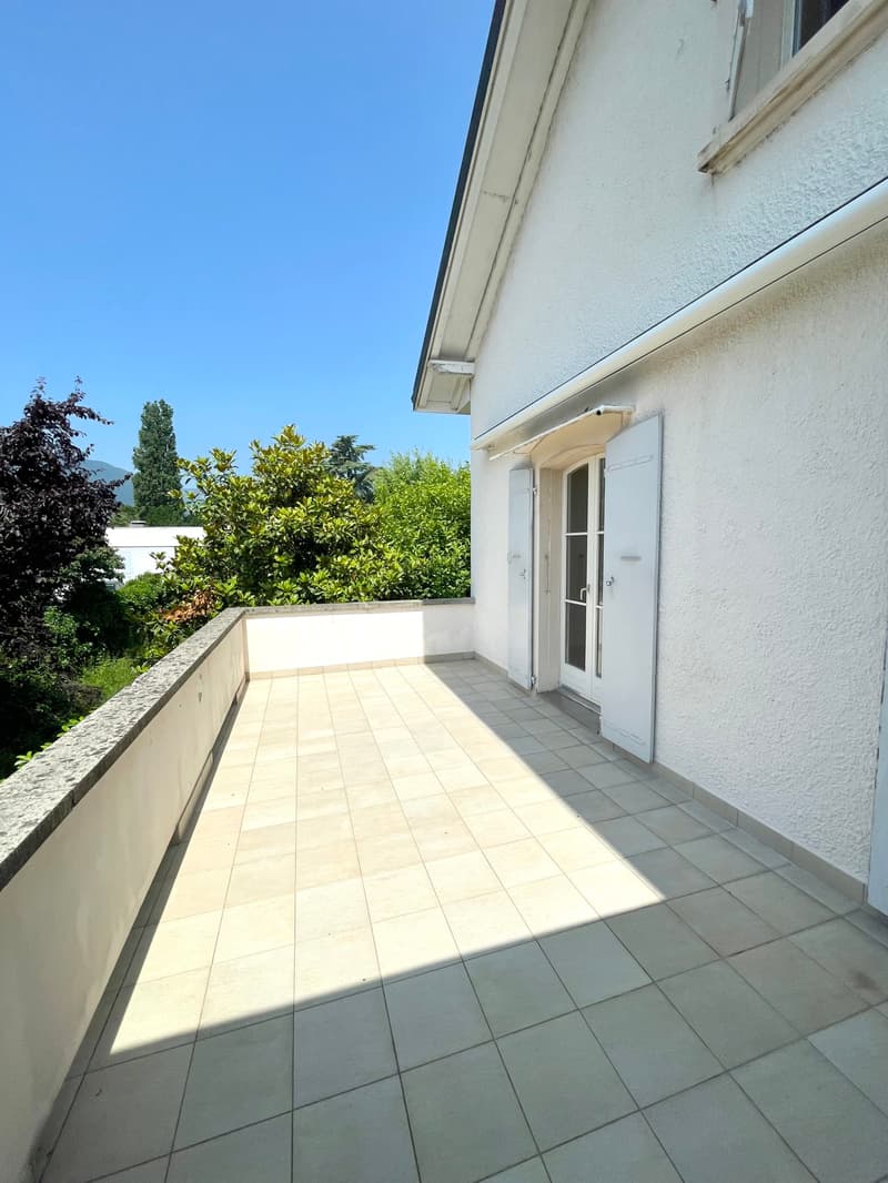 En plein coeur du village de Cortaillod, charmante maison villageoi... (9)