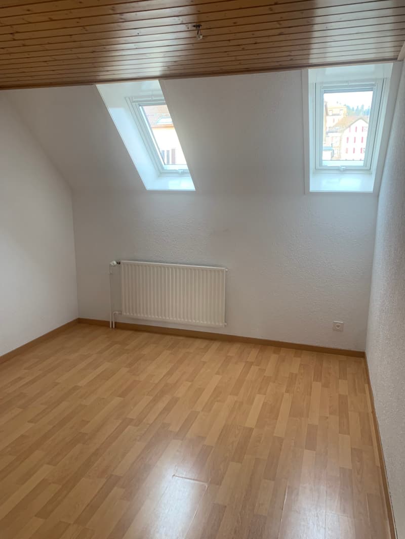 Appartement en duplex de 5 pièces situé au 4ème étage avec ascenseu... (4)