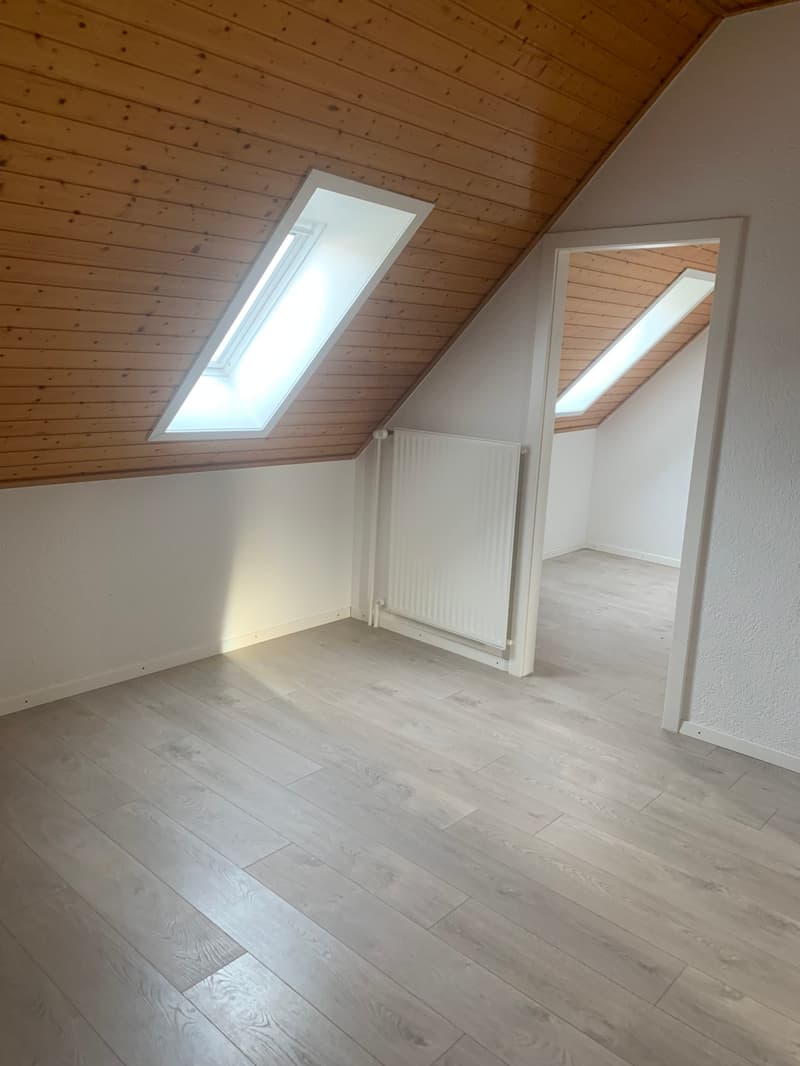 Appartement en duplex de 5 pièces situé au 4ème étage avec ascenseu... (9)