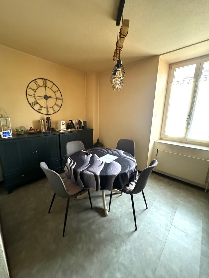 Bel appartement avec cachet - place de parc disponible si besoin (7)