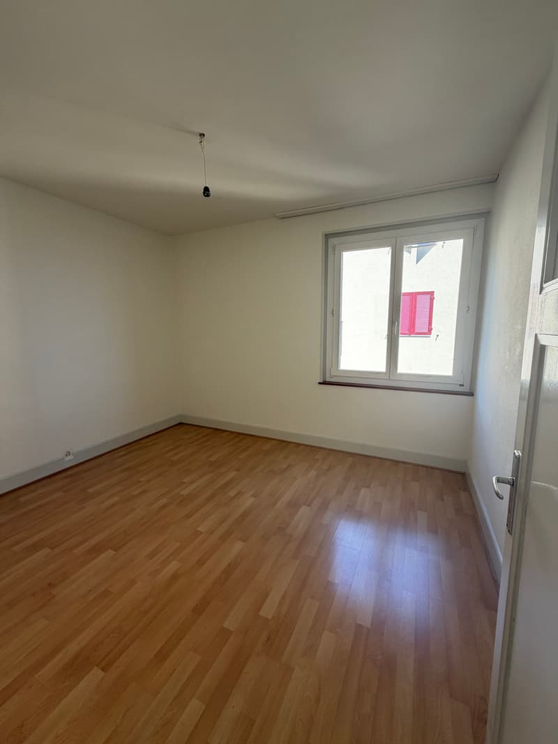 Bel appartement de 4 pièces de 90m2 avec vue sur le lac et les Alpes (8)