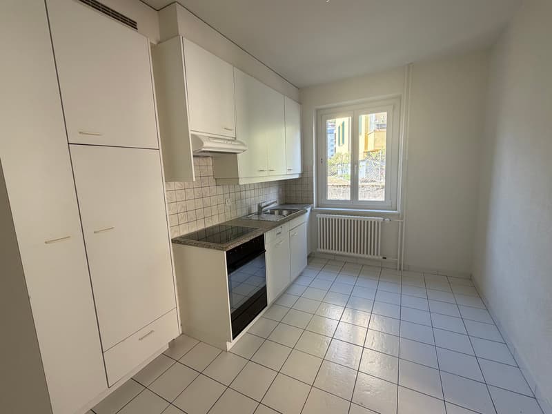 Bel appartement de 4 pièces de 90m2 avec vue sur le lac et les Alpes (2)
