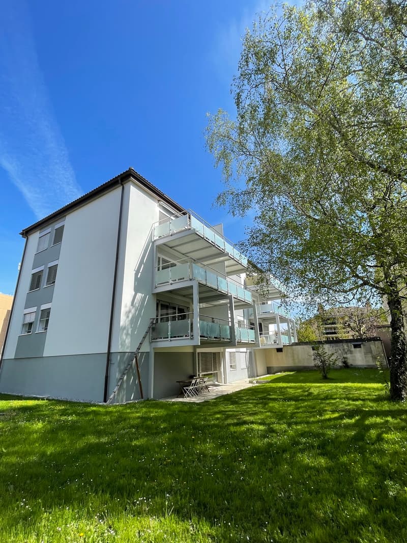 Appartement de 3 pièces joliment rénové et lumineux avec un grand b... (6)