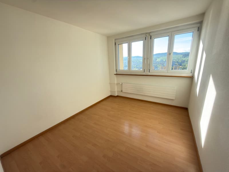 Appartement de 4.5 pièces avec balcon (4)