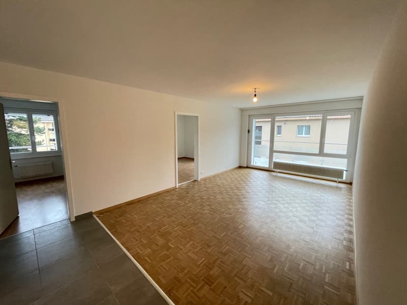 Appartement moderne avec grand balcon (2)