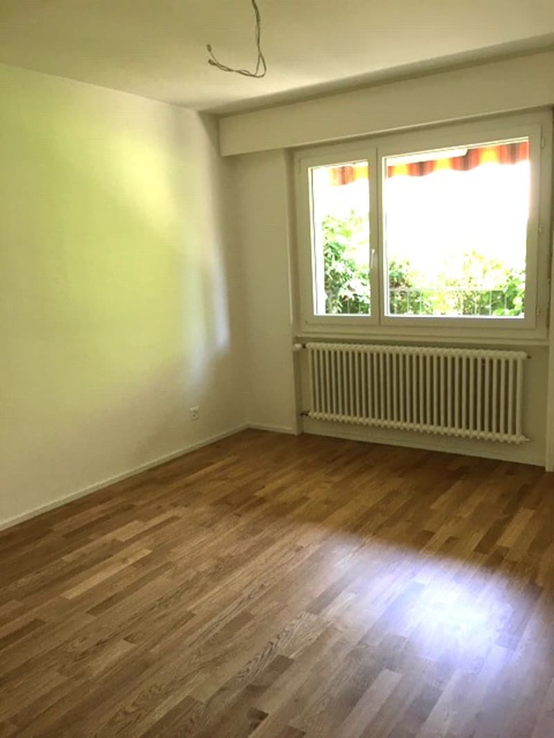 Magnifique appartement de 2.5 pièces au rez-de-chaussée avec terras... (5)