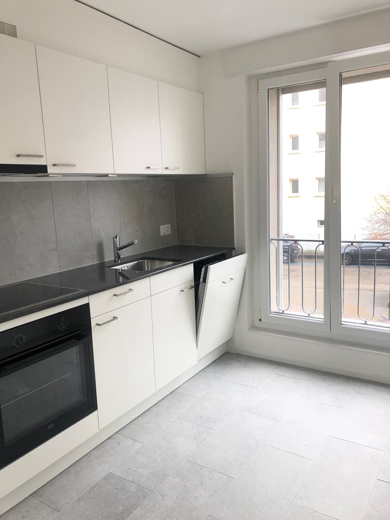 Appartement moderne, proche de toutes commodités idéal pour une per... (1)