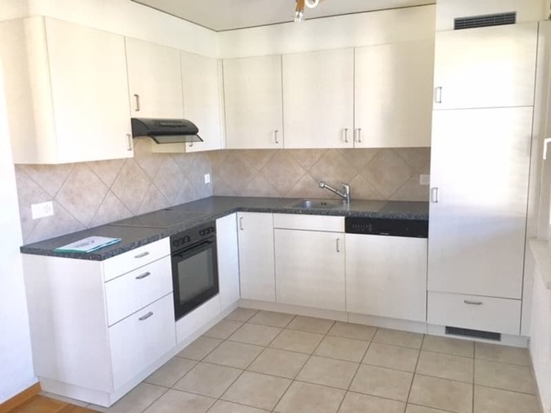 Bel appartement de 3.5 pièces situé au 5ème étage (2)