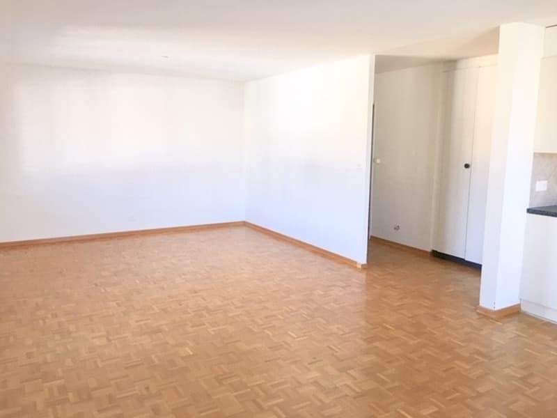 Bel appartement de 3.5 pièces situé au 5ème étage (4)