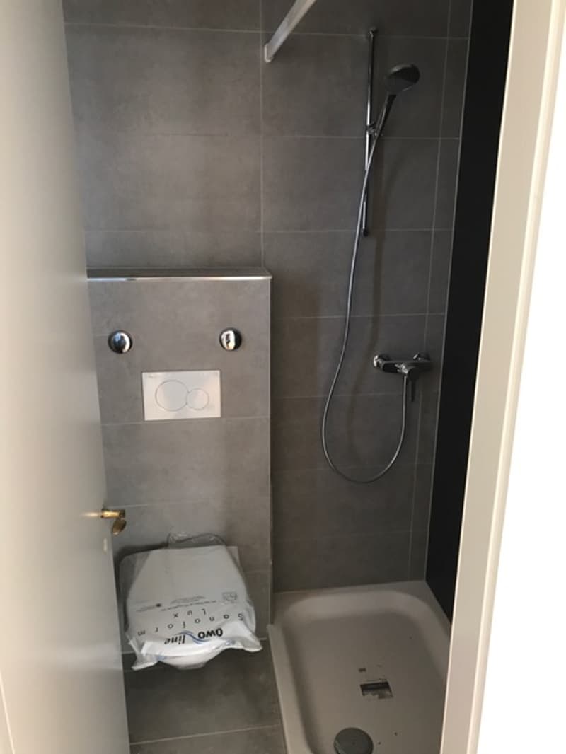 Joli appartement de 4 pièces situé au 2ème étage (7)