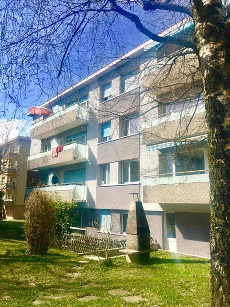 Places de parc extérieures (1)