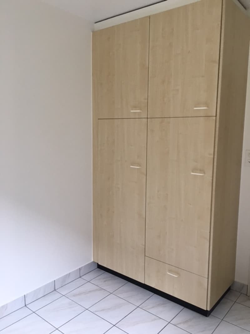Agréable appartement de 3 pièces avec balcon et vue sur la verdure (5)
