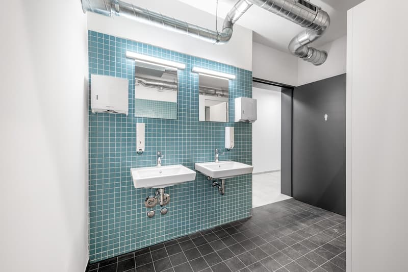Espace de bureau moderne dans un bâtiment neuf durable à Adliswil (6)