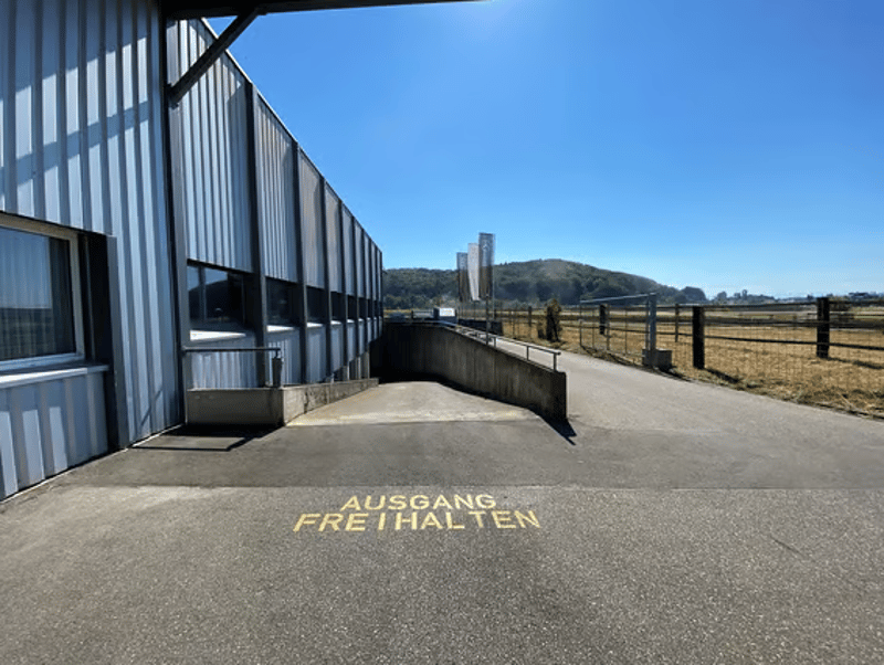 "Tiefgaragenplatz ausserhalb von Wettingen" (14)