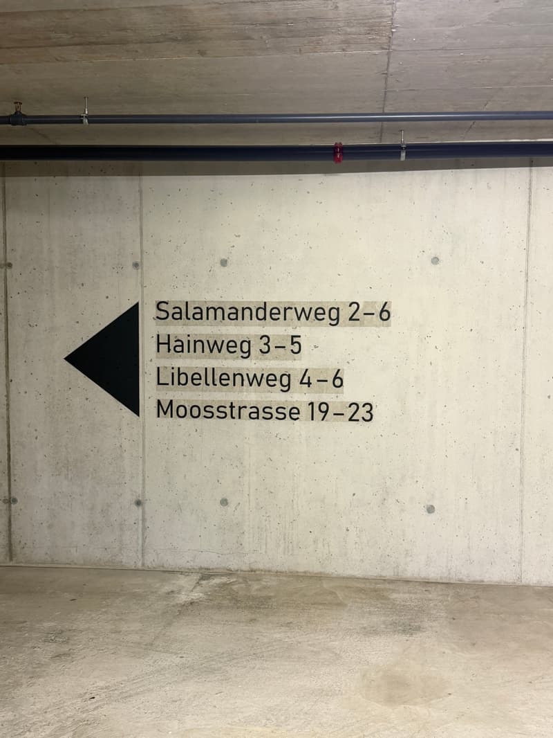 Tiefgaragenplatz in moderner Wohnanlage in Adliswil (4)