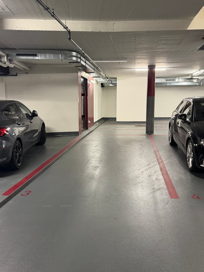Tiefgaragenplatz in moderner Wohnanlage in Adliswil (6)
