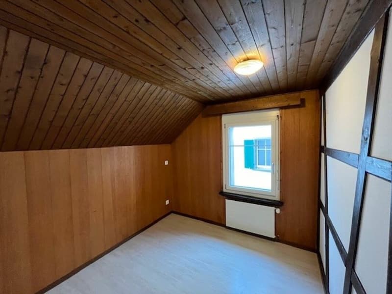 Cozy old building apartment in a rural setting (4)