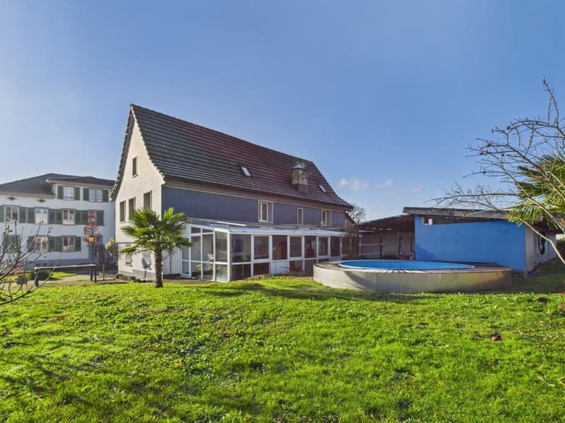 Freistehendes 8.5-Zimmer Einfamilienhaus mit Panoramawintergarten (10)